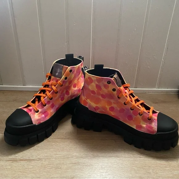 Palladium Revolt Hi TX Women’s 9 Black Sole Custom Tie Dye Festival Boots - Picture 3 of 10